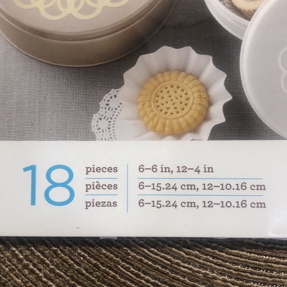 Martha Stewart Decoupage Doilies - Picture 5 of 8